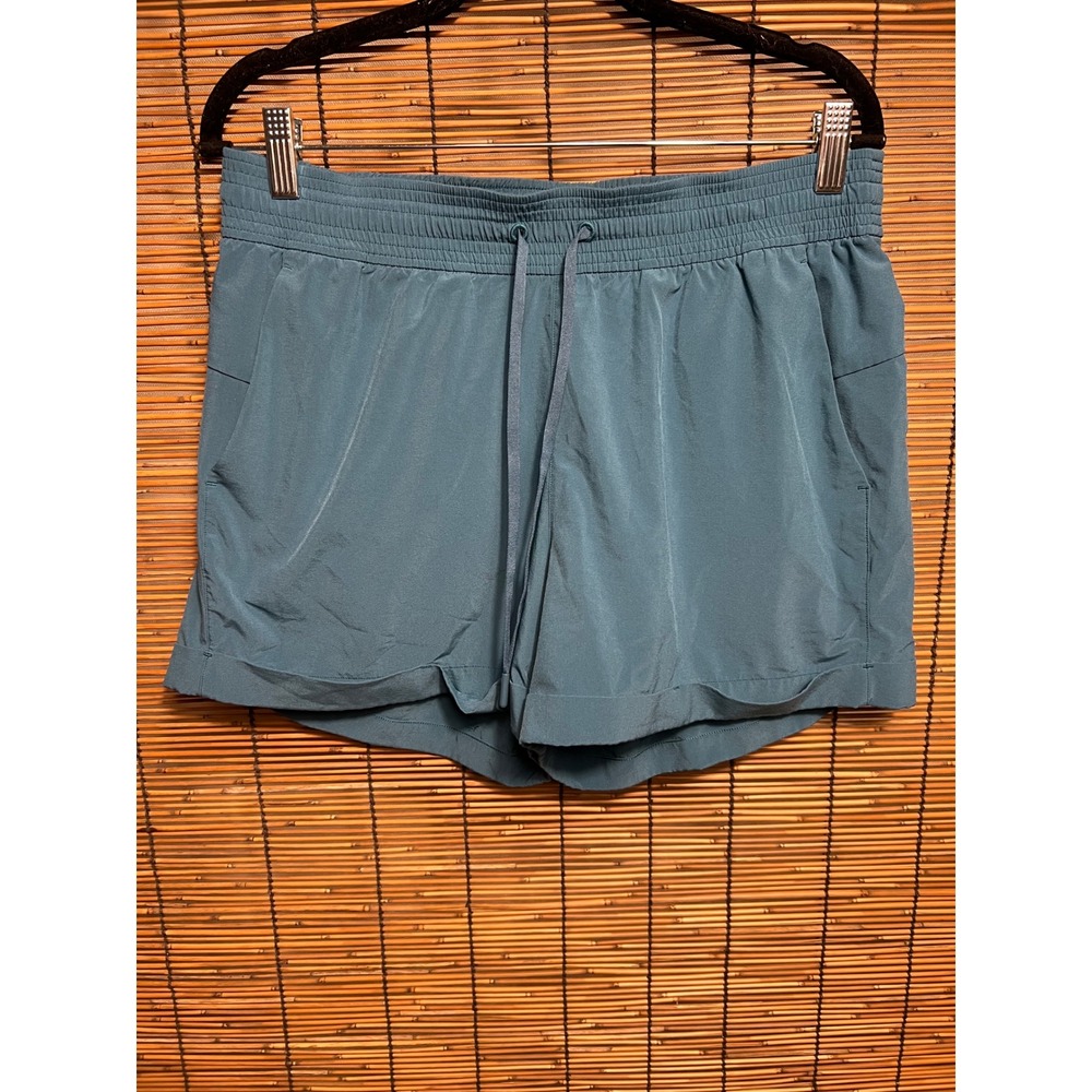 Lululemon Size 10 Blue On the Fly Shorts Lightweight Woven Athletic